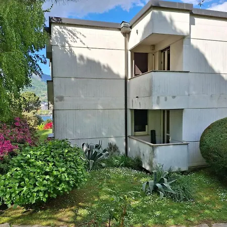 Rosen Garden Apartment *